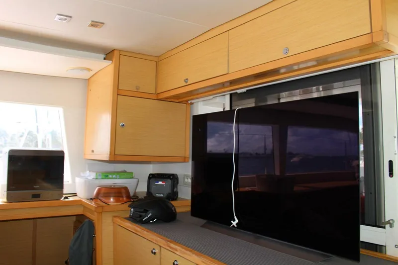 Slide: The Image of Lagoon 450 2012 - 5827988