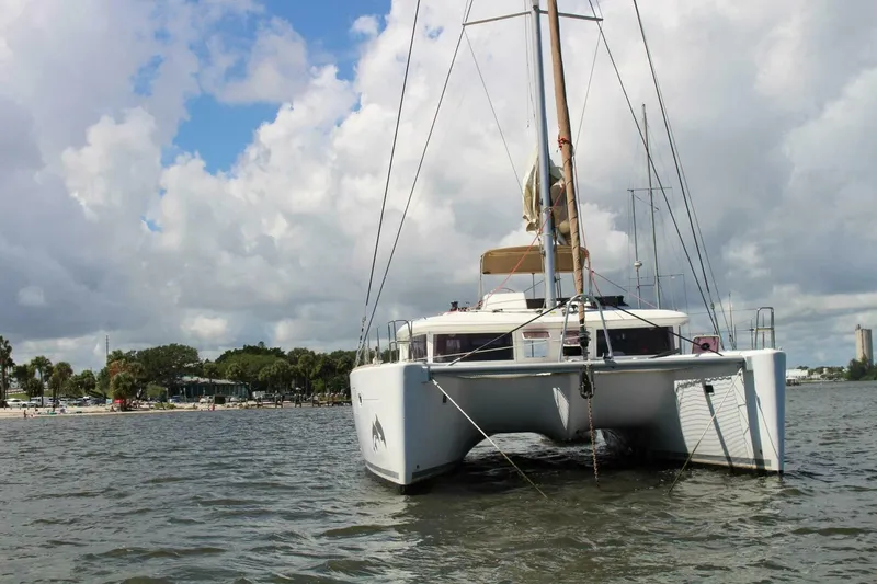 Slide: The Image of Lagoon 450 2012 - 5827977