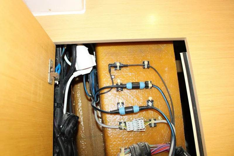 Slide: The Image of Lagoon 450 2012 - 5828000