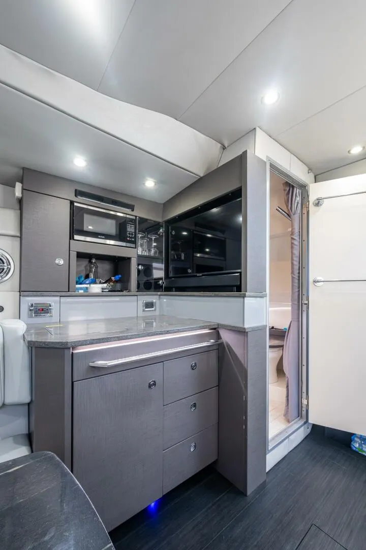 Slide: The Image of Formula 430 SSC 2019 - 5828129