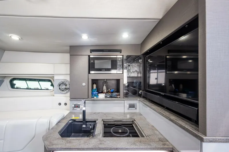 Slide: The Image of Formula 430 SSC 2019 - 5828130