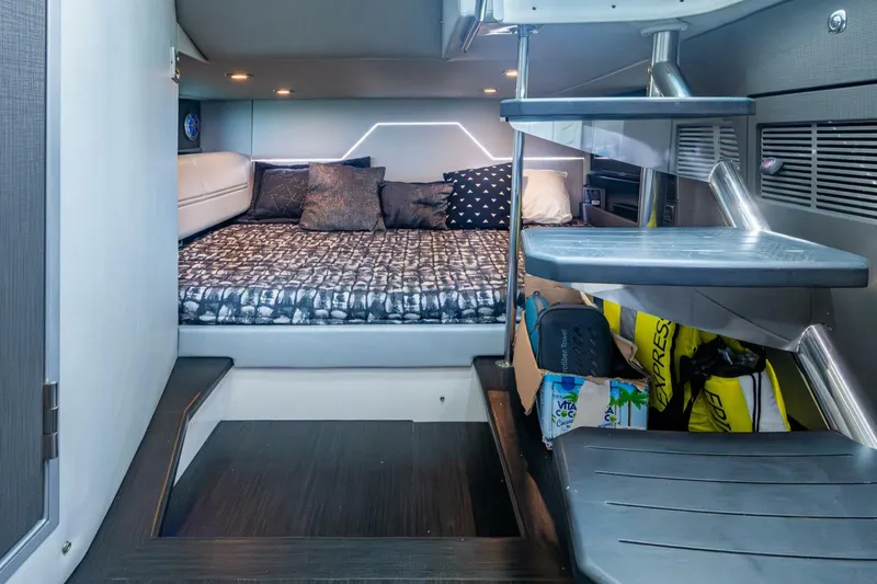 Slide: The Image of Formula 430 SSC 2019 - 5828133