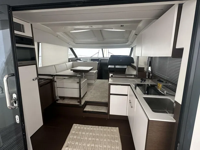 Slide: The Image of Prestige 460S 2020 - 5828199