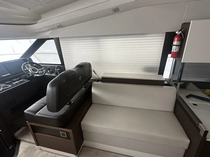 Slide: The Image of Prestige 460S 2020 - 5828206