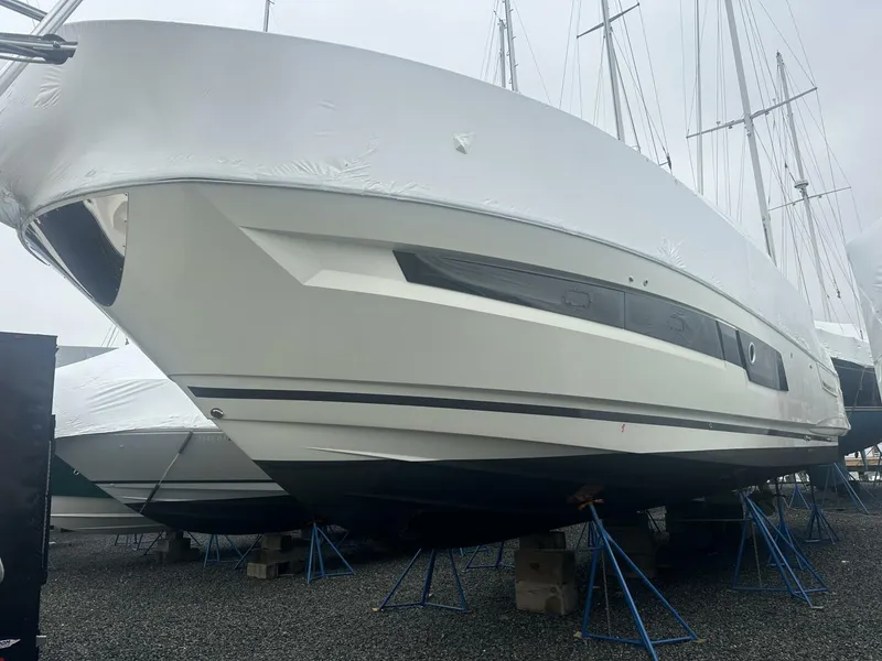 Slide: The Image of Prestige 460S 2020 - 5828192