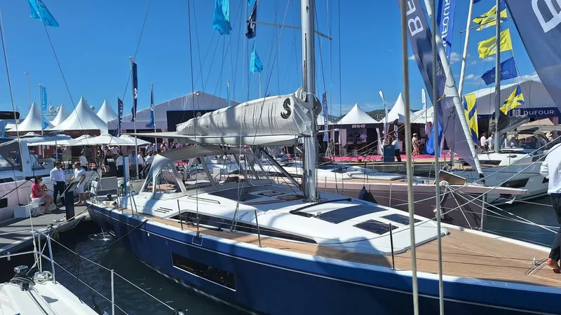 Slide: The Image of Beneteau Oceanis 47 FIRST LINE - 5828481