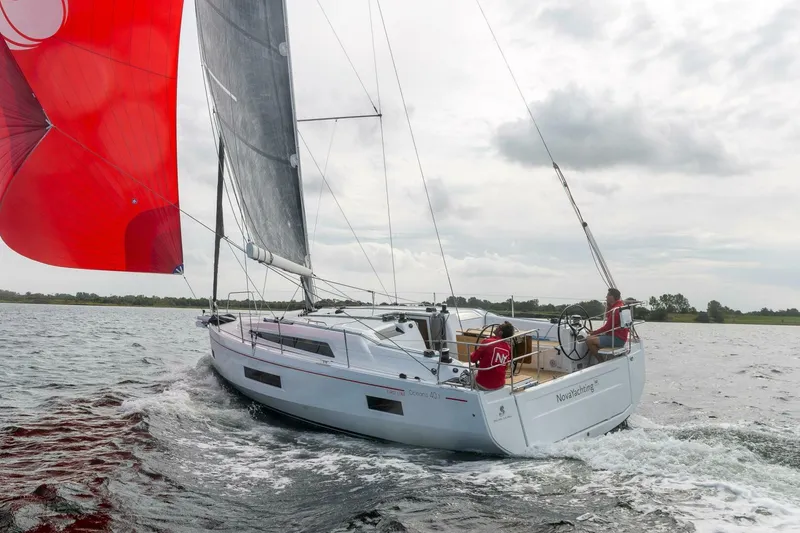 The Image of Beneteau Oceanis 40.1 FIRST LINE - 5829101