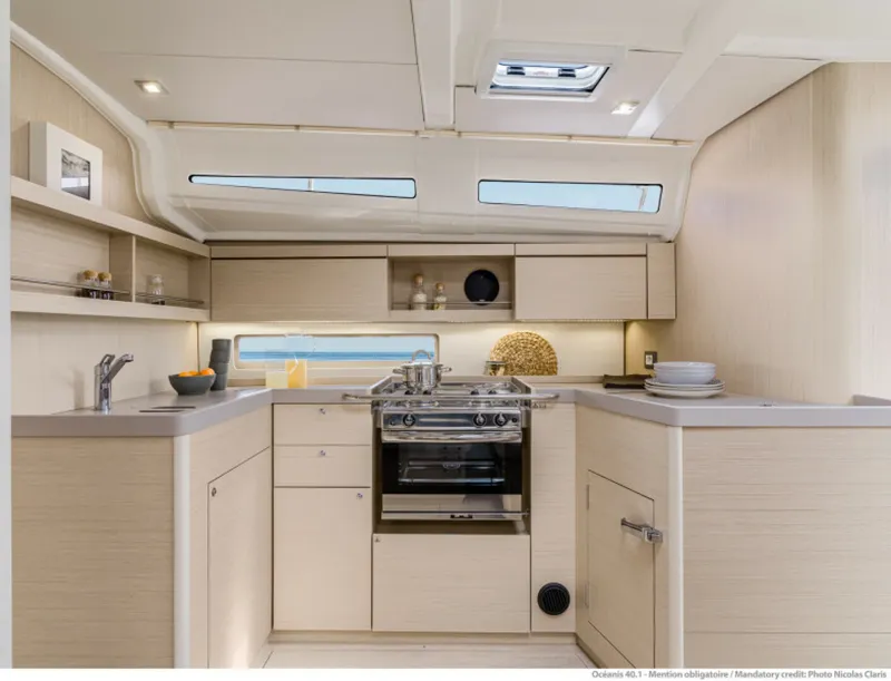 Slide: The Image of Beneteau Oceanis 40.1 FIRST LINE - 5828377