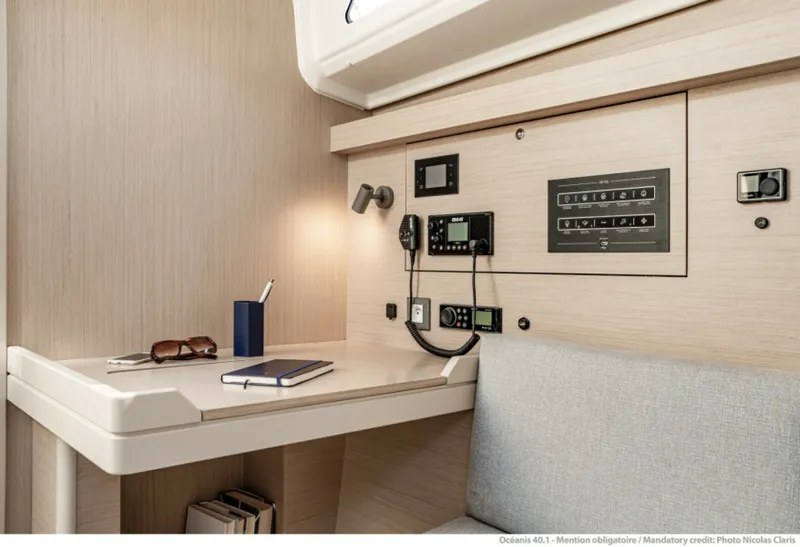 Slide: The Image of Beneteau Oceanis 40.1 FIRST LINE - 5828378