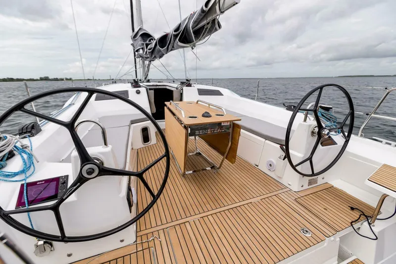 Slide: The Image of Beneteau Oceanis 40.1 FIRST LINE - 5829108