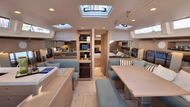 Slide: The Image of Beneteau Oceanis 52 FIRST LINE - 5828627