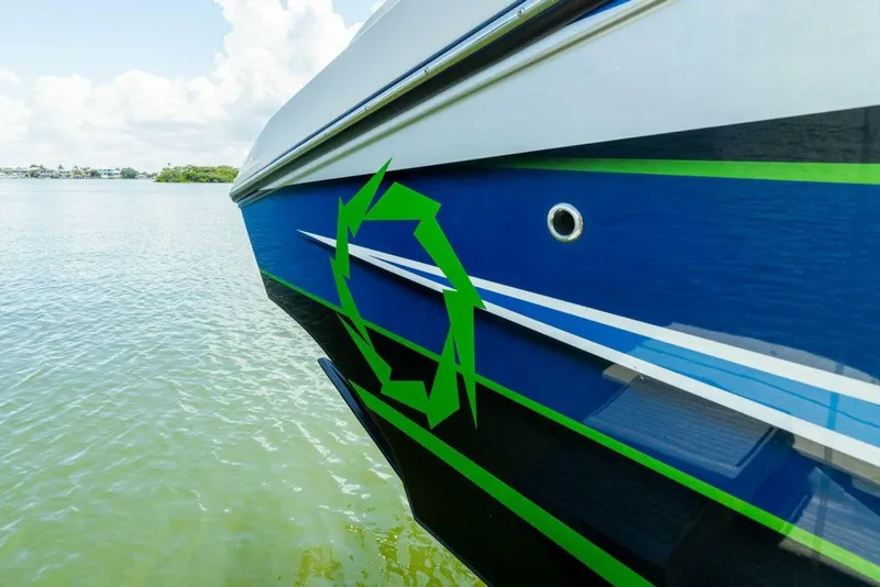 Slide: The Image of Fountain 34 SC 2022 - 5828839