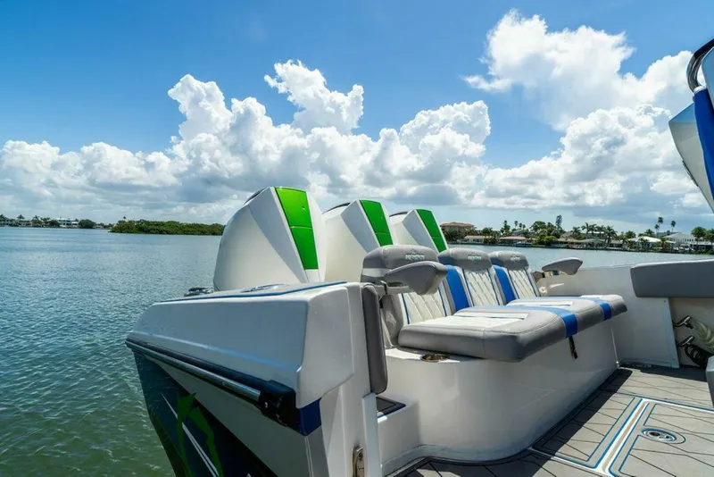 Slide: The Image of Fountain 34 SC 2022 - 5828840