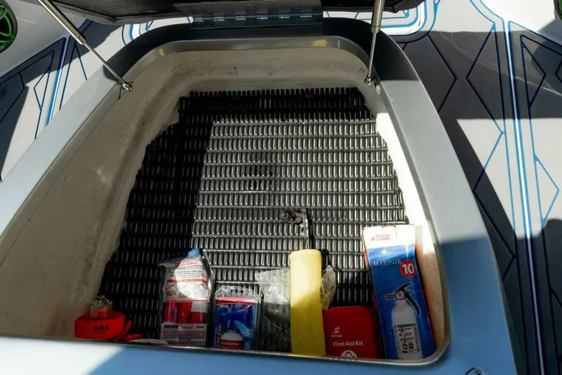 Slide: The Image of Fountain 34 SC 2022 - 5828856