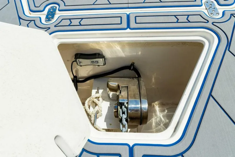 Slide: The Image of Fountain 34 SC 2022 - 5828861