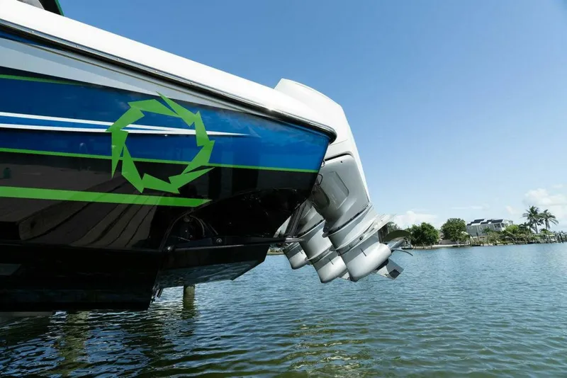 Slide: The Image of Fountain 34 SC 2022 - 5828734