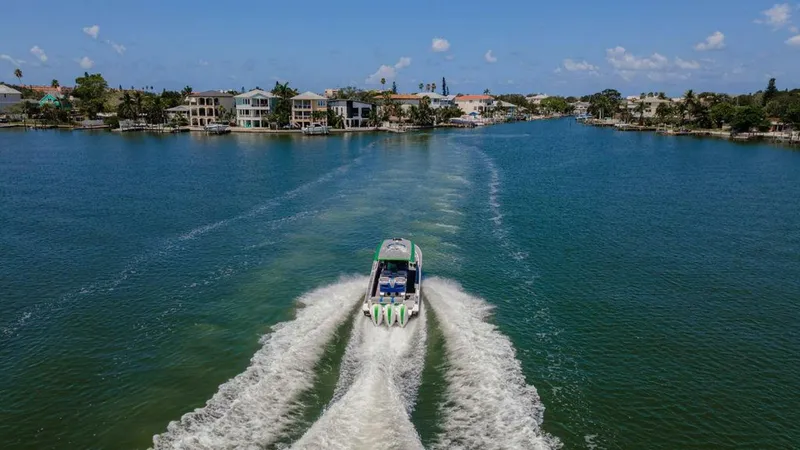 Slide: The Image of Fountain 34 SC 2022 - 5828718