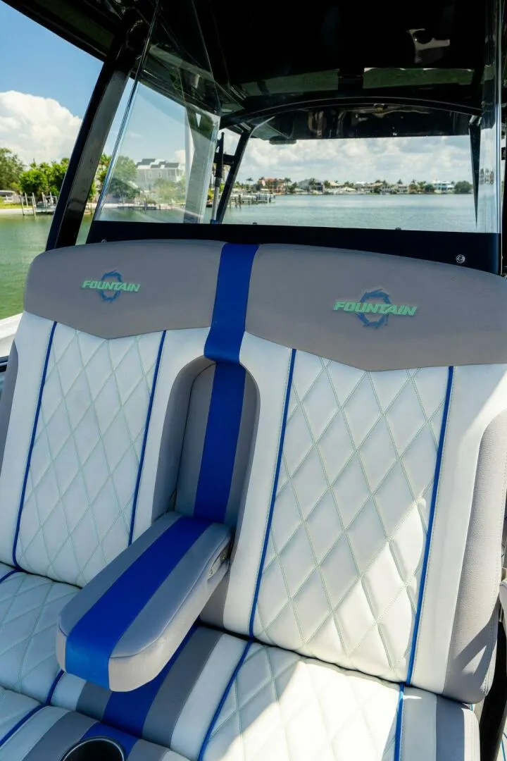 Slide: The Image of Fountain 34 SC 2022 - 5828807