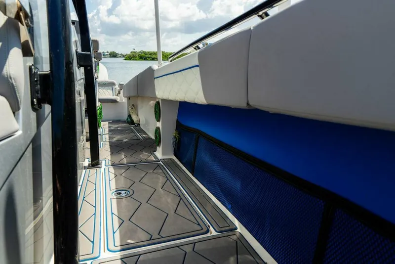 Slide: The Image of Fountain 34 SC 2022 - 5828808