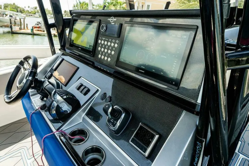 Slide: The Image of Fountain 34 SC 2022 - 5828812