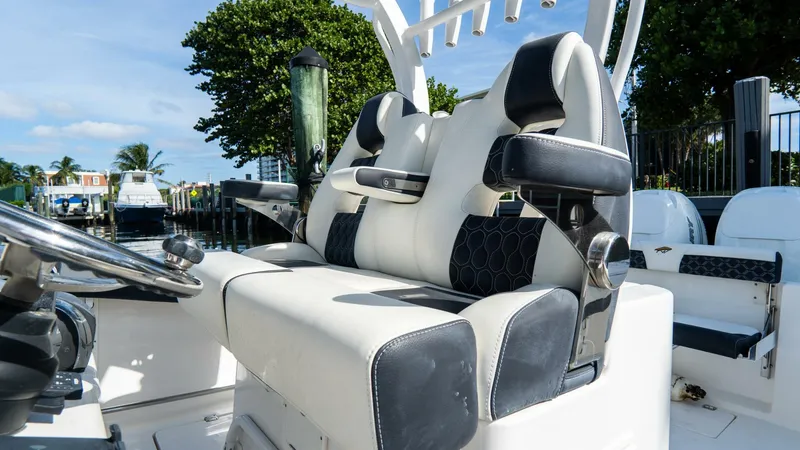 Slide: The Image of Tidewater 32 2021 - 5832712