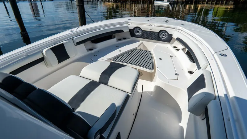 Slide: The Image of Tidewater 32 2021 - 5832764