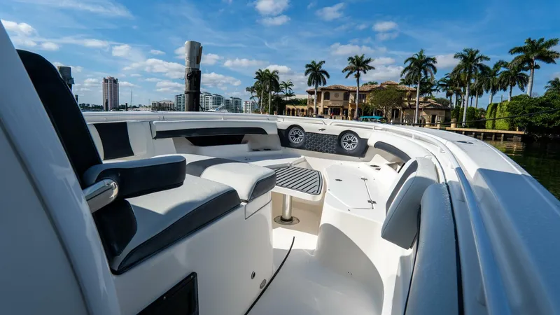 Slide: The Image of Tidewater 32 2021 - 5832769