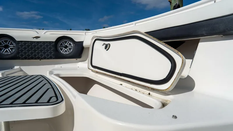 Slide: The Image of Tidewater 32 2021 - 5832787