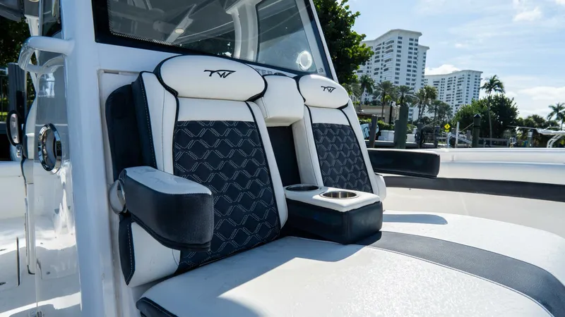 Slide: The Image of Tidewater 32 2021 - 5832791