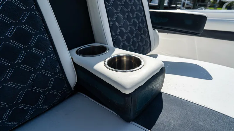 Slide: The Image of Tidewater 32 2021 - 5832798