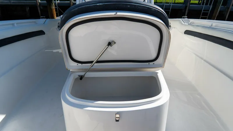 Slide: The Image of Tidewater 32 2021 - 5832803