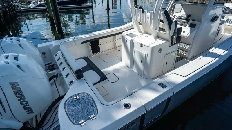 Slide: The Image of Tidewater 32 2021 - 5832667