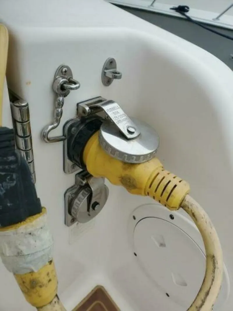 Slide: The Image of Grady-White 330 Express 2018 - 5829560