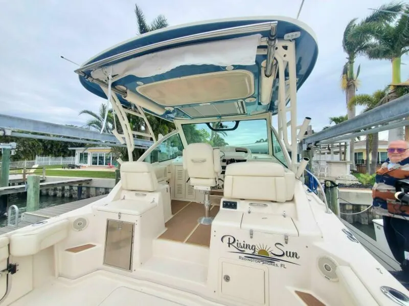 Slide: The Image of Grady-White 330 Express 2018 - 5829562