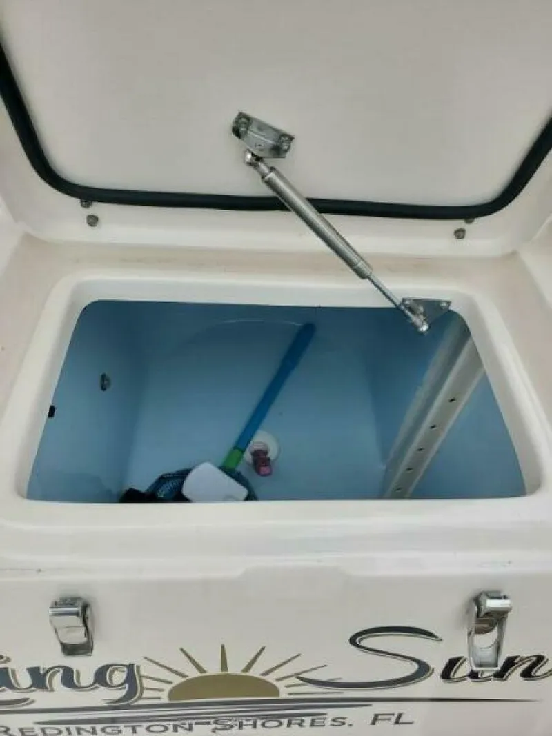 Slide: The Image of Grady-White 330 Express 2018 - 5829569