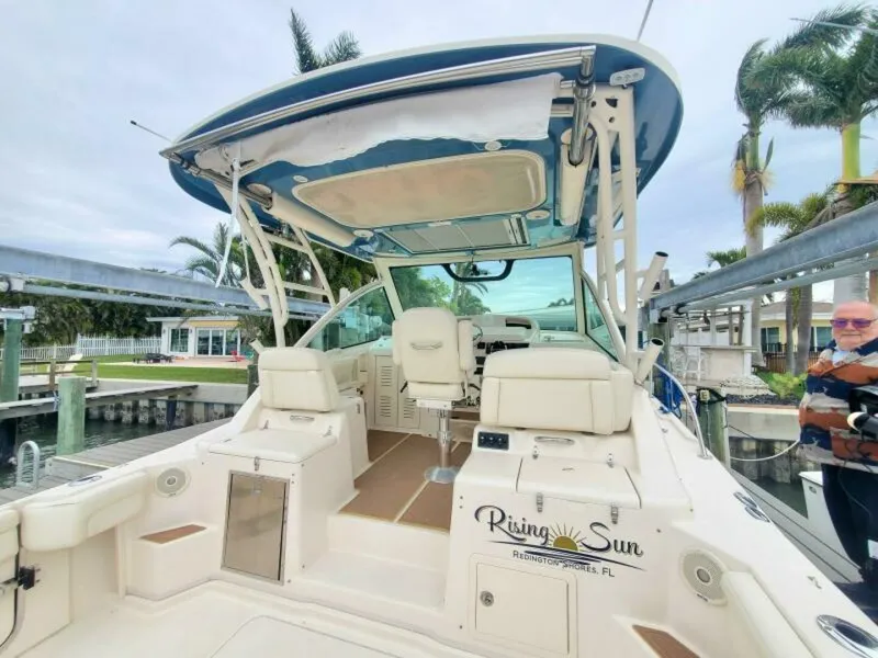 Slide: The Image of Grady-White 330 Express 2018 - 5829602