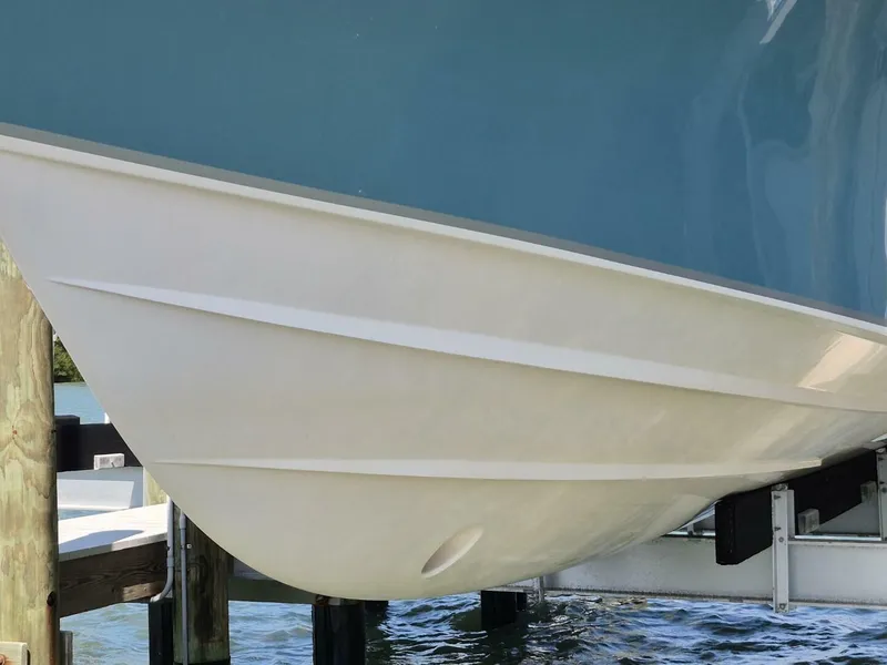 Slide: The Image of Grady-White 330 Express 2018 - 5943627