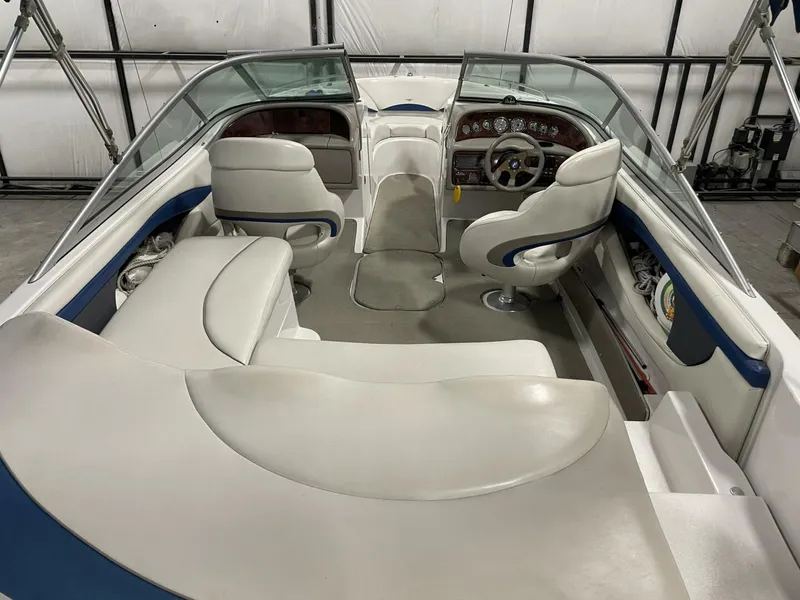 Slide: The Image of Four Winns 220 Horizon 2002 - 5829910