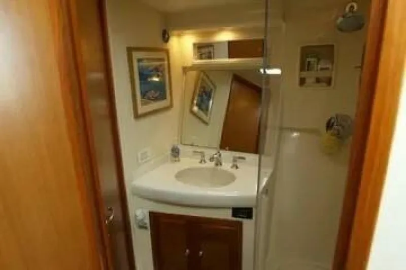 Slide: The Image of Cabo 45 EMMA - Interior Head 2002 CABO 45 EMMA - 5830215