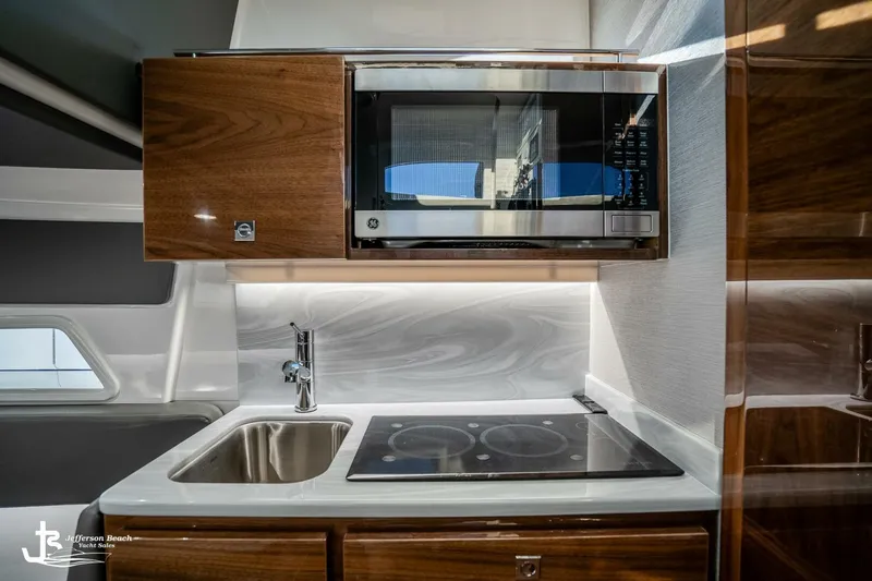 Slide: The Image of Valhalla Boatworks V-46 2025 - 5887441