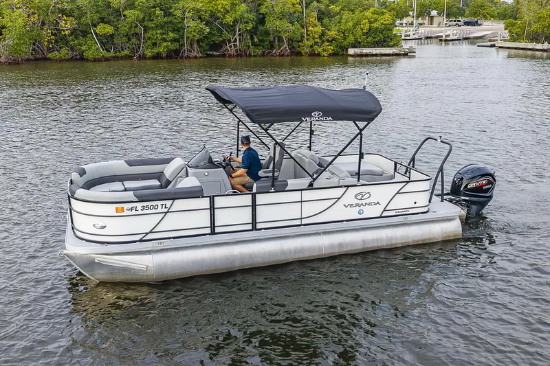 Slide: The Image of Veranda Relax VR22RFL Tri-Toon 2023 - 5830177