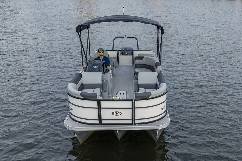 Slide: The Image of Veranda Relax VR22RFL Tri-Toon 2023 - 5830179