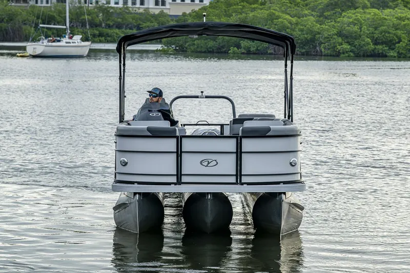 Slide: The Image of Veranda Relax VR22RFL Tri-Toon 2023 - 5830199