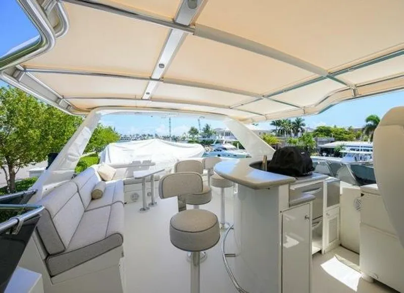 Slide: The Image of Hatteras 70 Cockpit 1998 - 5830276