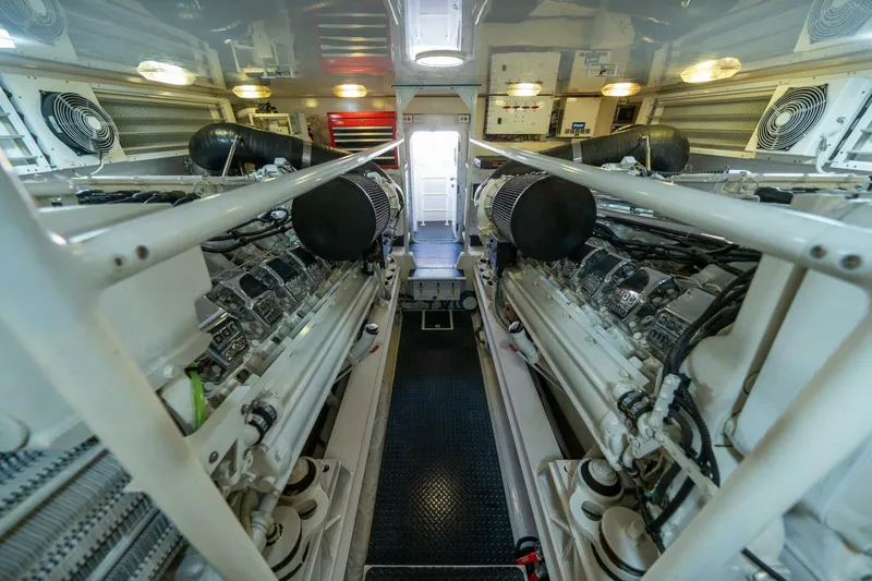 Slide: The Image of Viking 68 Convertible 2006 - 5830449