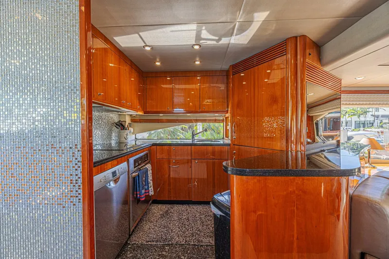 Slide: The Image of Sunseeker 75 Yacht 2006 - 5830511