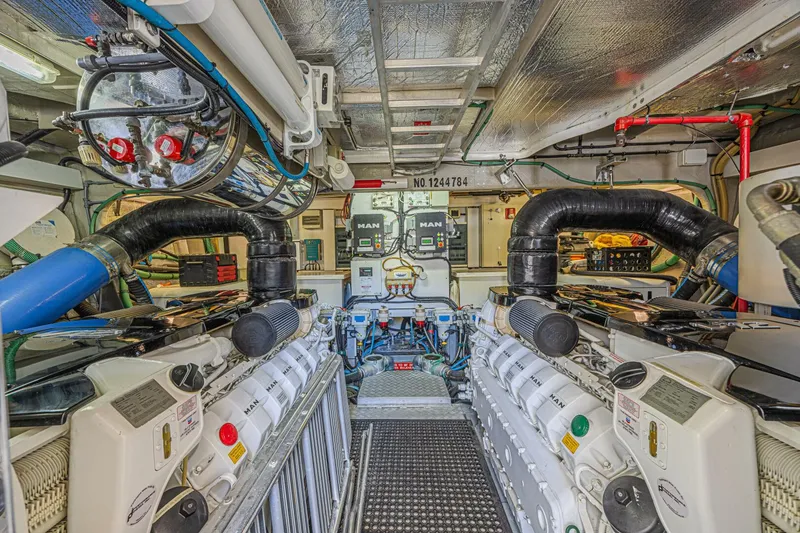 Slide: The Image of Sunseeker 75 Yacht 2006 - 5830542