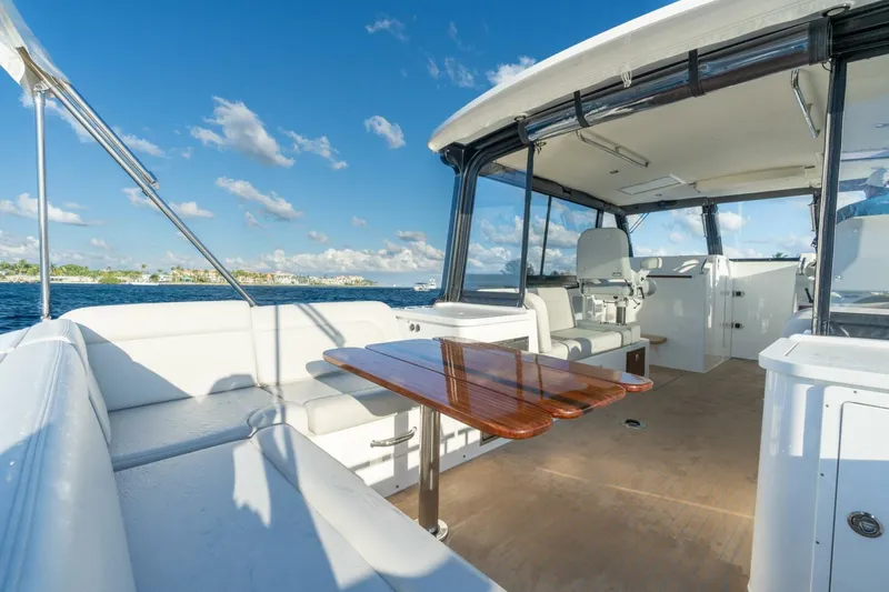 Slide: The Image of 2025 MJM Yachts 3 - 5830642