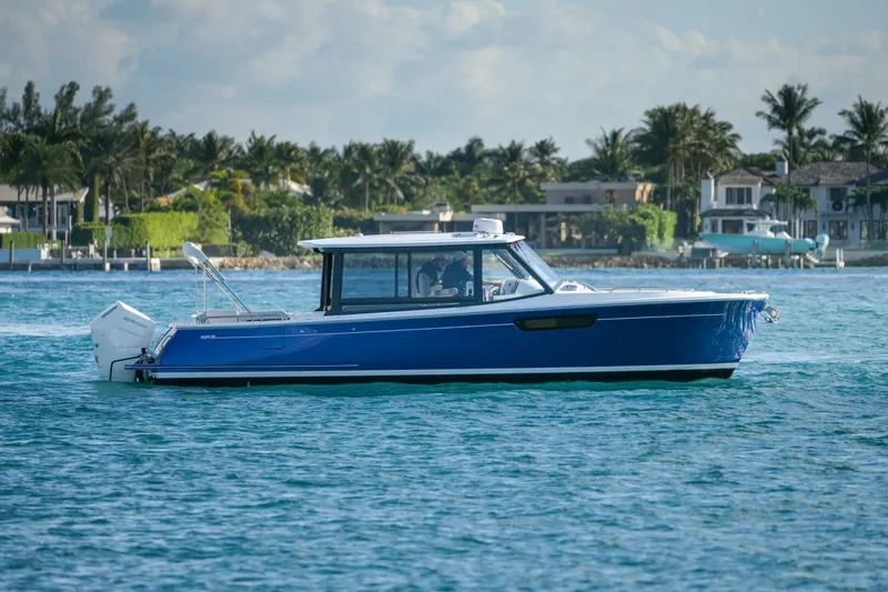 Slide: The Image of 2025 MJM 3 2025 MJM Yachts 3 - 7079269