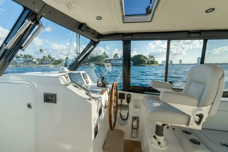 Slide: The Image of 2025 MJM 3 2025 MJM Yachts 3 - 7079261